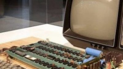 Çöpe attığı bilgisayar 530 bin TL’ye satıldı