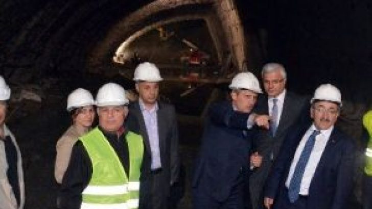 Karayolları Genel Müdürü Turan Ve Başkan Gümrükçüoğlu Kanuni Bulvarı’nı İnceledi