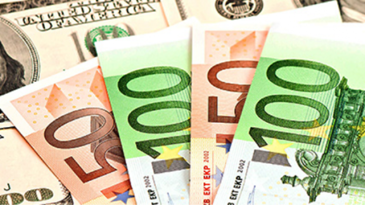 Dolar ve Euro Tarihi Zirvelerde