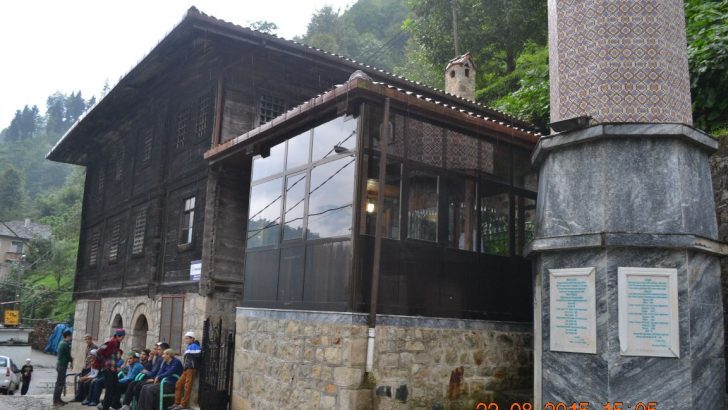Güneyce Hacı Şeyh Camii